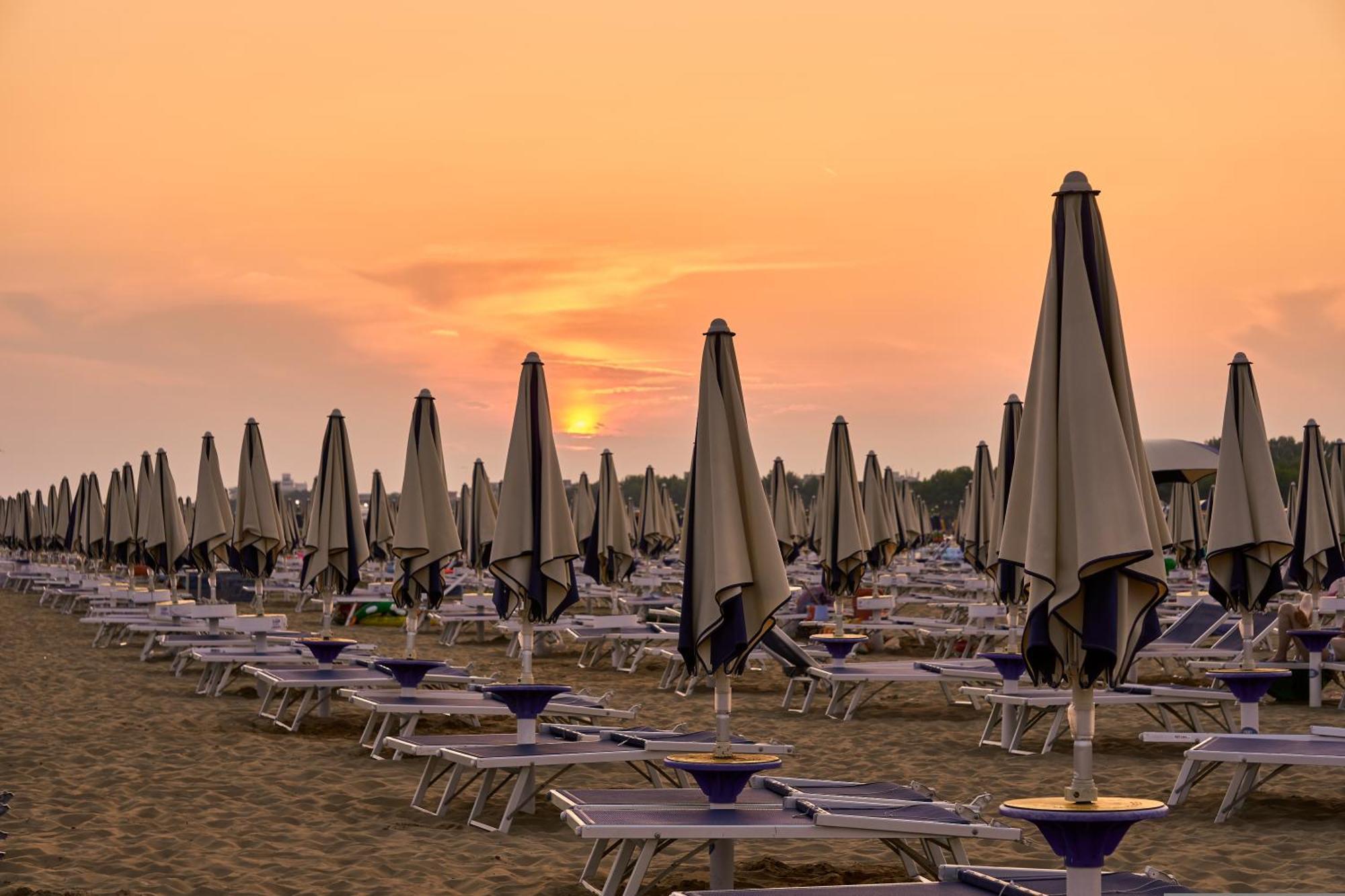 Poolside Serenity - Beahost * Bibione